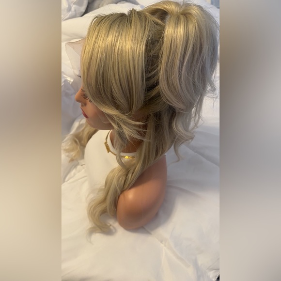 Dark root Blonde Human Hair Wig - Picture 5 of 12